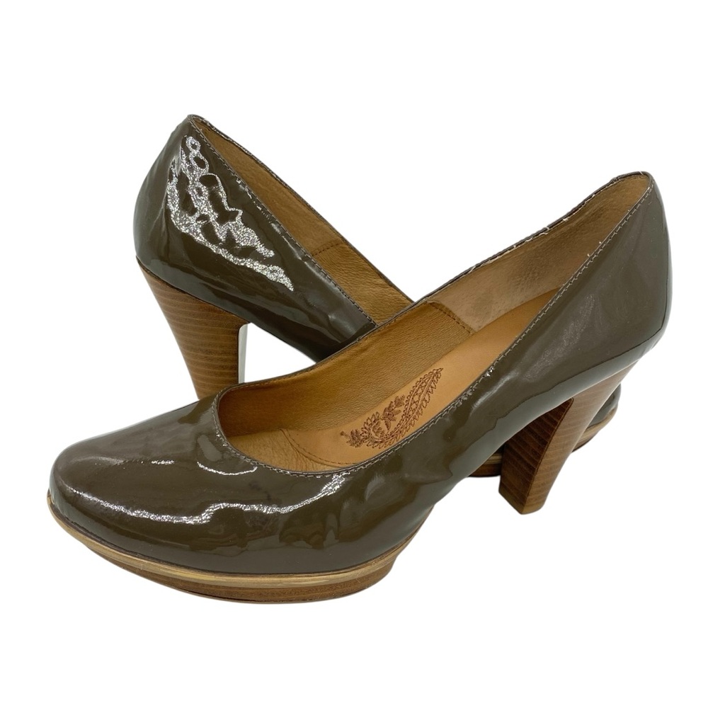 Sofft Ramona Patent Leather Platform Stacked Heel Pumps - Picture 6 of 11